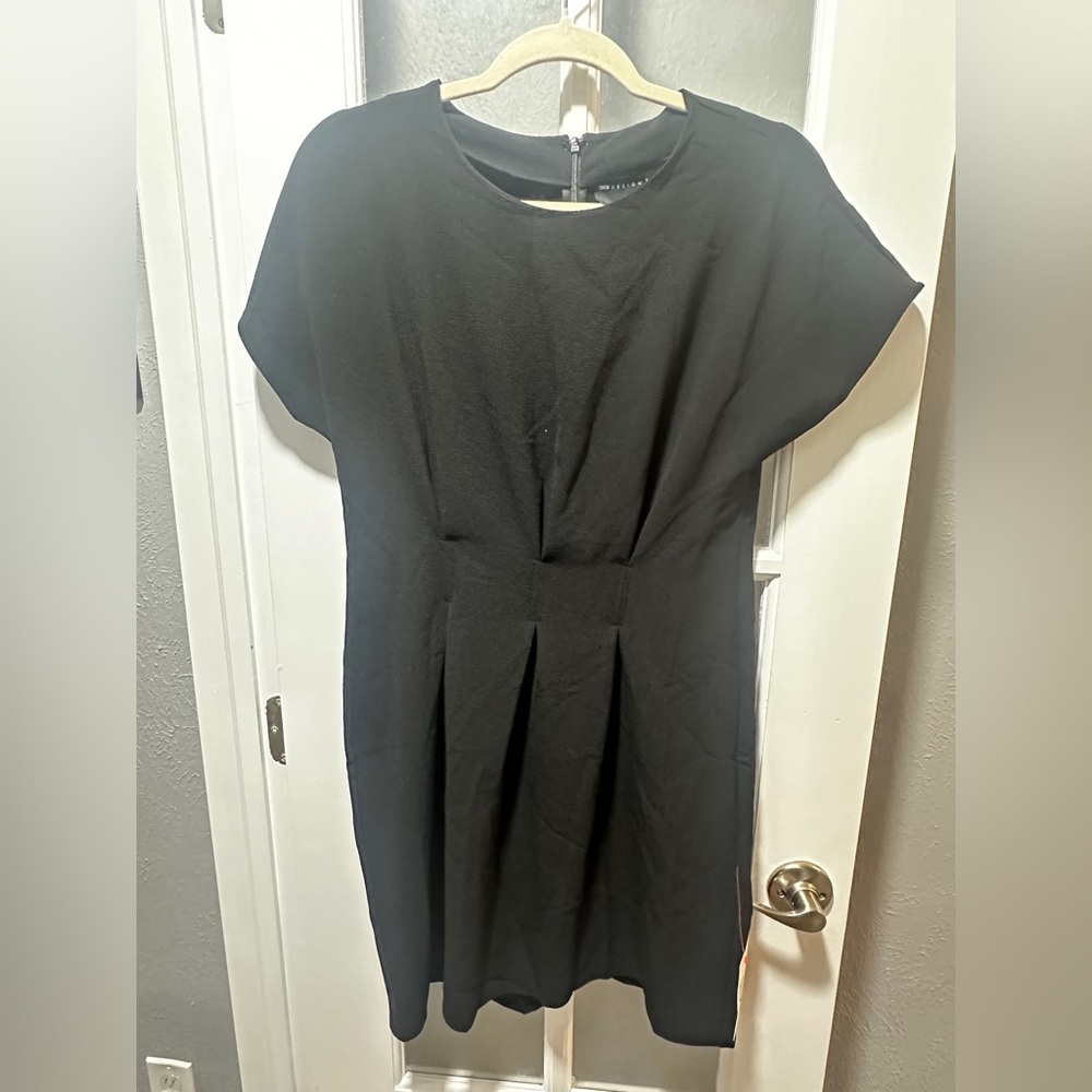 NWT ASOS DESIGN nipped in waist mini dress in black - Picture 1 of 4